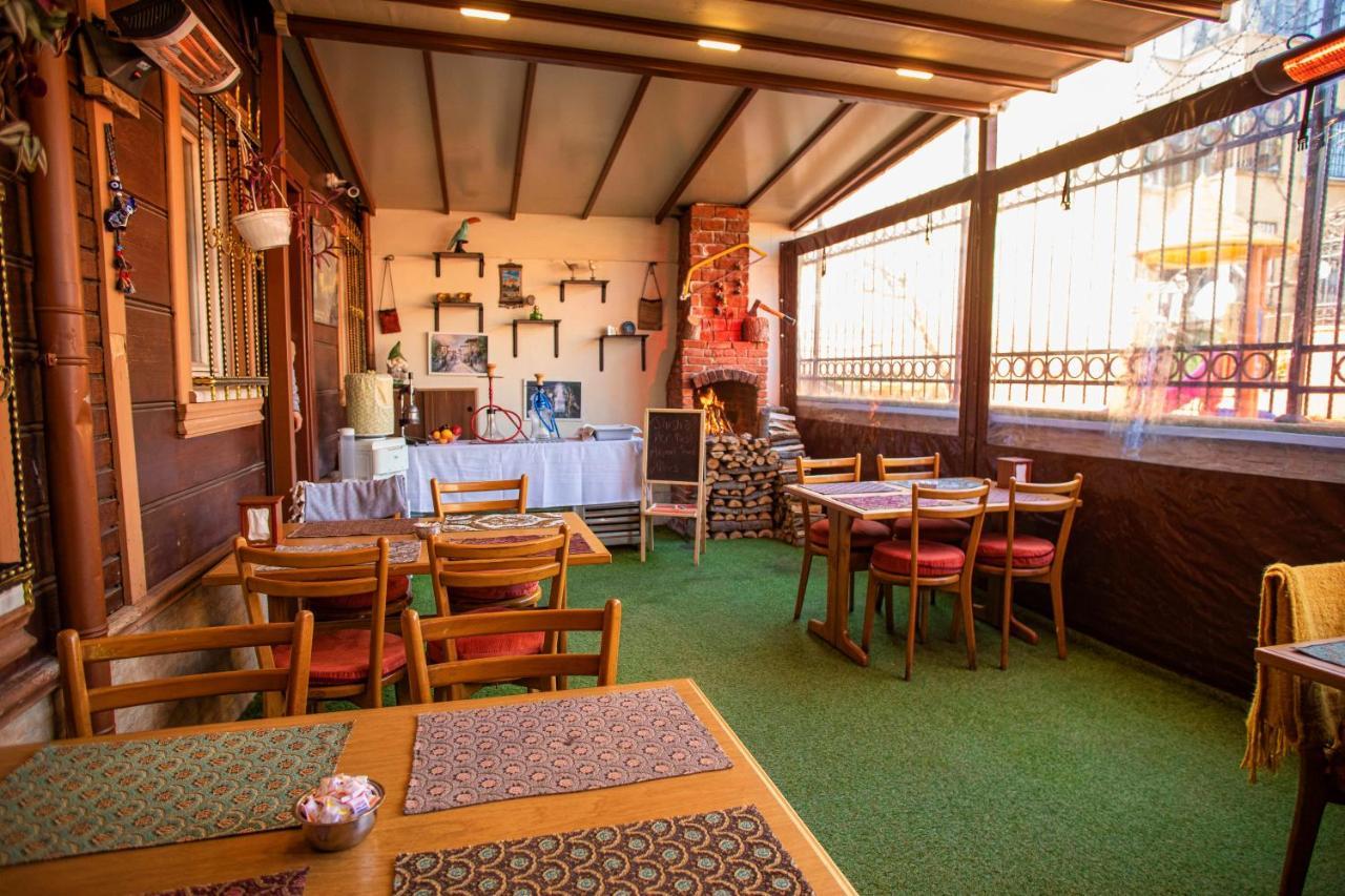 April Hotel イスタンブール エクステリア 写真